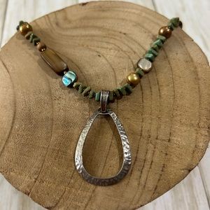 Silpada Howlite, shell, and pearl hammered drop teardrop pendant necklace N1786